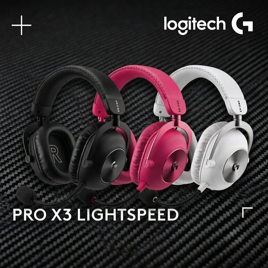 Close-up of the upgraded microphone capsule on the PRO X3 LIGHTSPEED